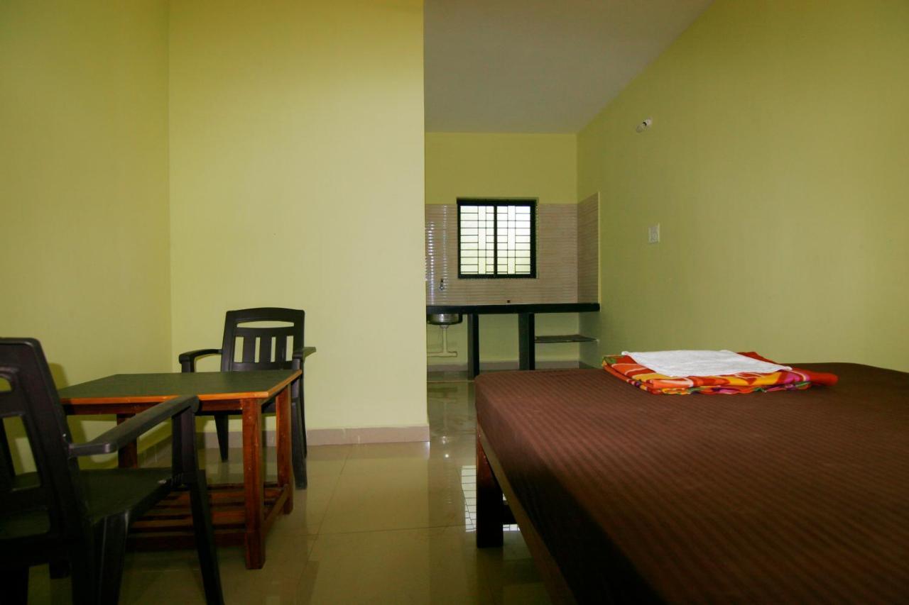Rudra Holidays Guest House 阿姆波尔 外观 照片